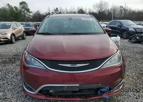 2019 Chrysler Pacifica Touring L z USA, uszkodzony, nr VIN 2C4RC1BG3KR537565